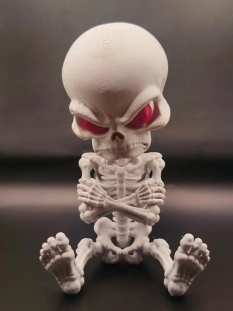Esqueleto sentado, peça impressa em 3D